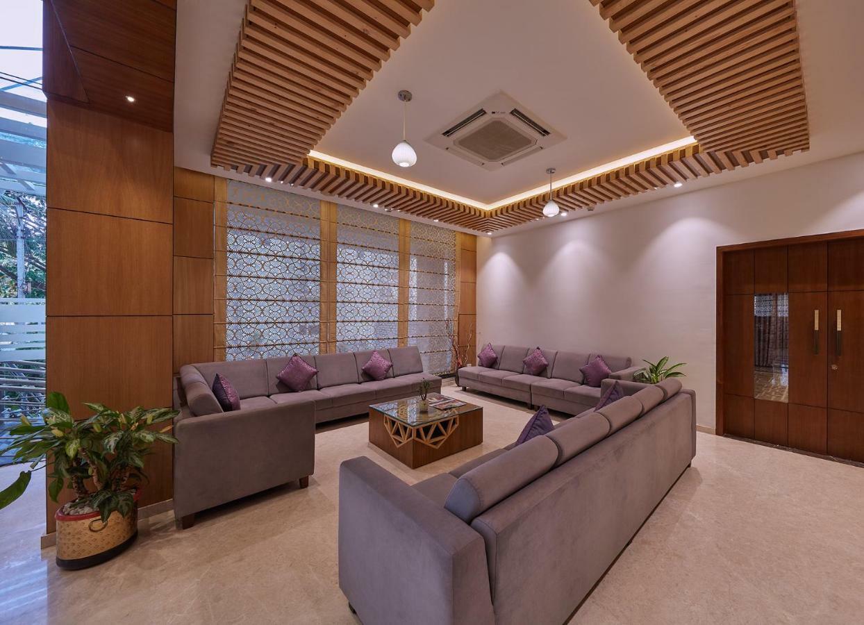Shivas Galaxy Hotel Devanahalli Exteriör bild